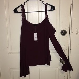 Long sleeve Kendall & Kylie Exposed Shoulder